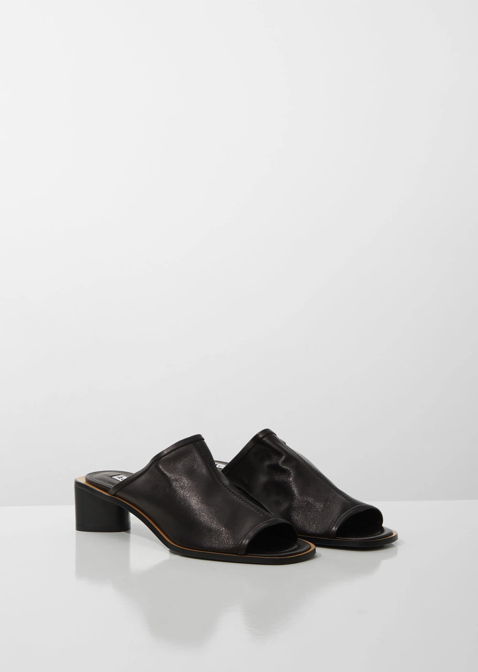 Bernelle Heels