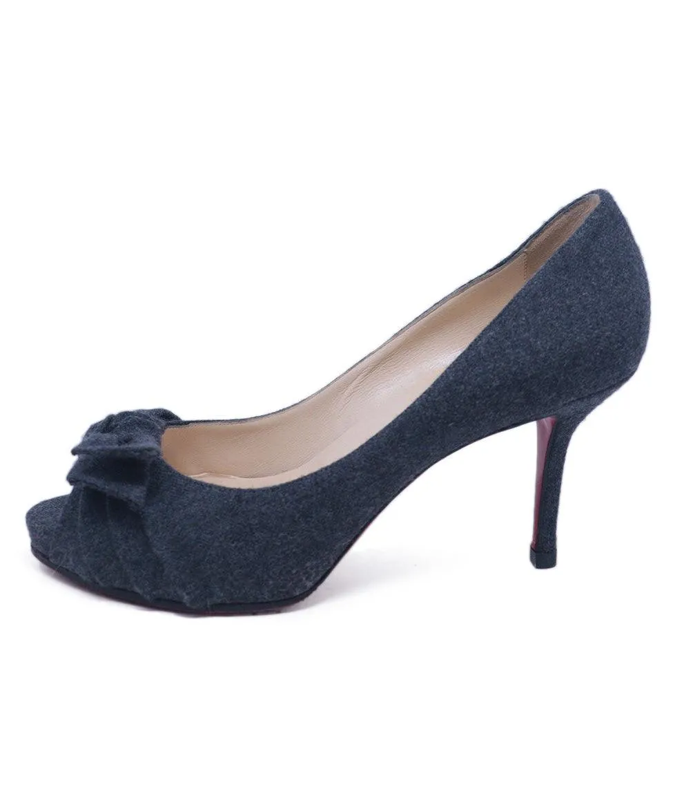 Christian Louboutin Grey Flannel Heels sz 10