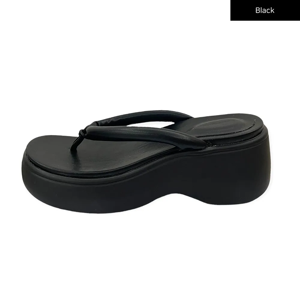 Chunky Platform Flip-Flops CA29