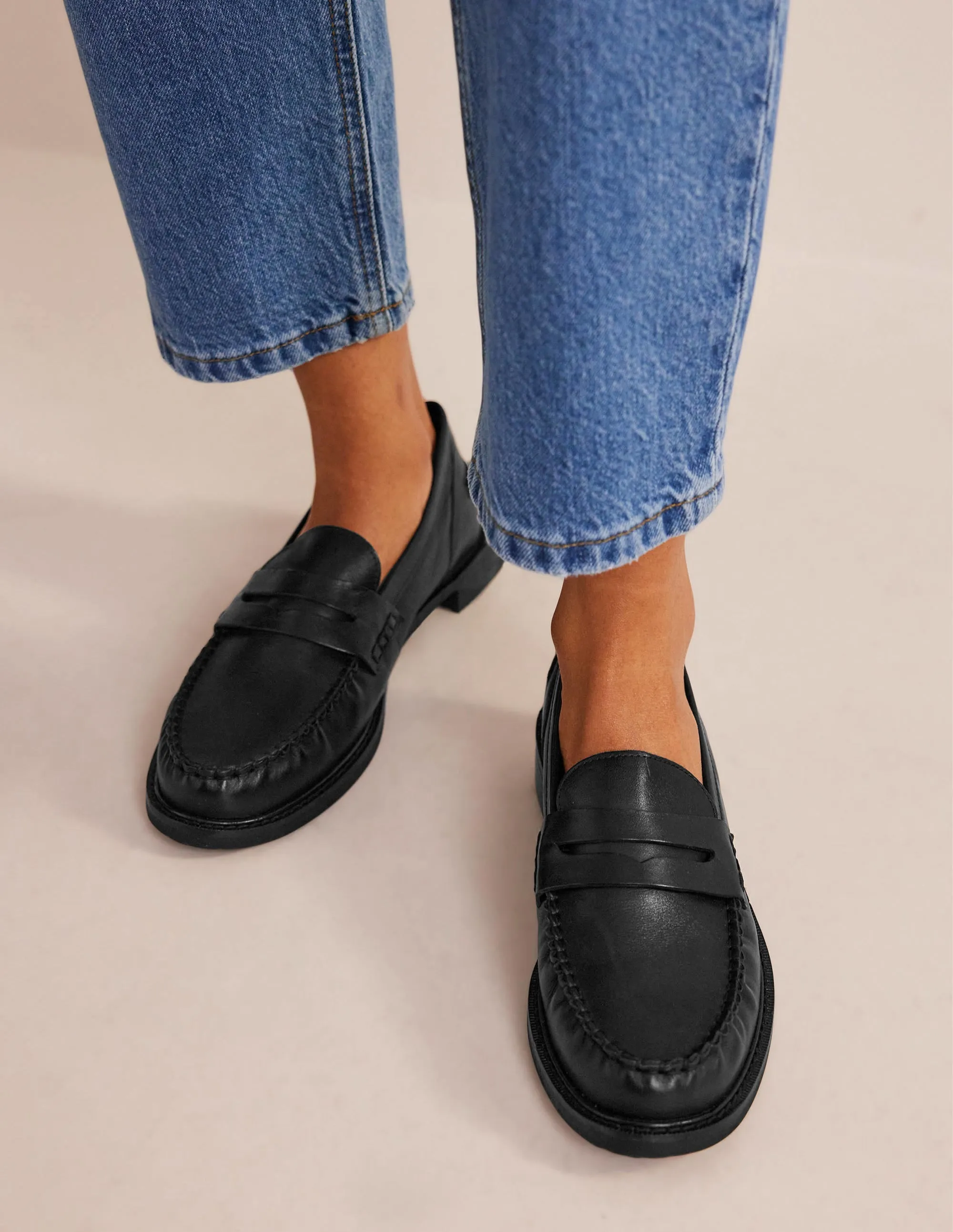 Classic Moccasin Loafers-Black Leather