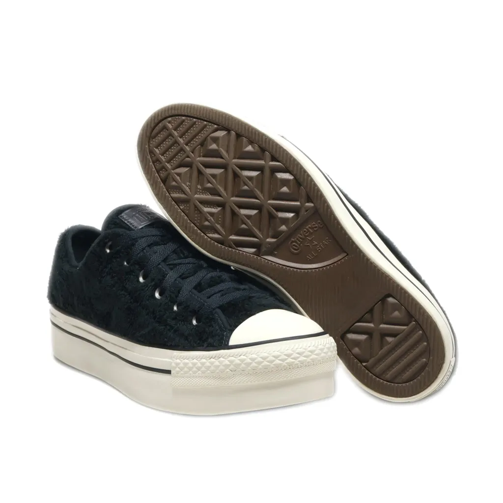 Converse Chuk Tylor Low-Top Sneakers Leather Black Colour For Women