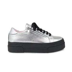 Diva: Silver Leather & Black