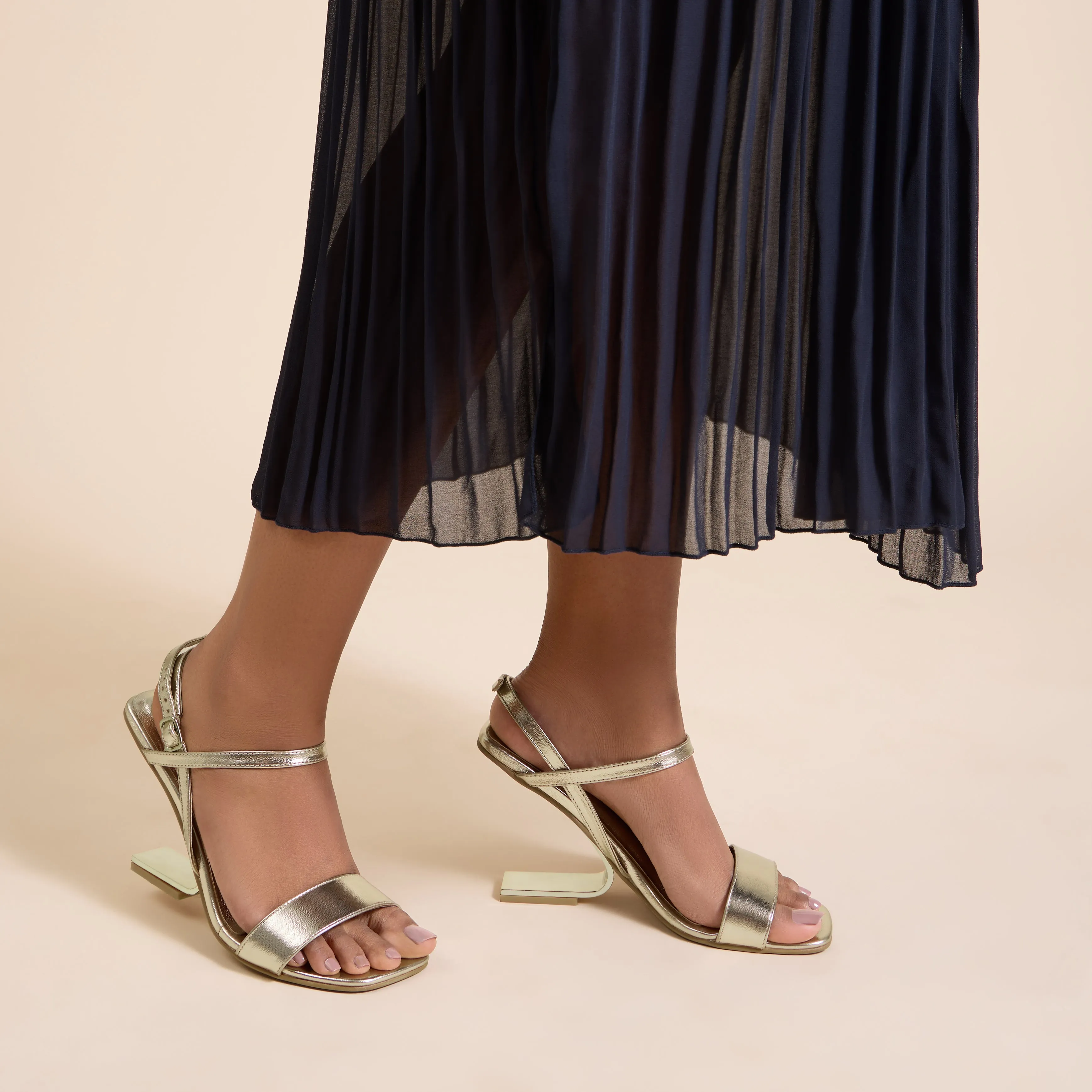 Fondi in Metallic Gold For Women