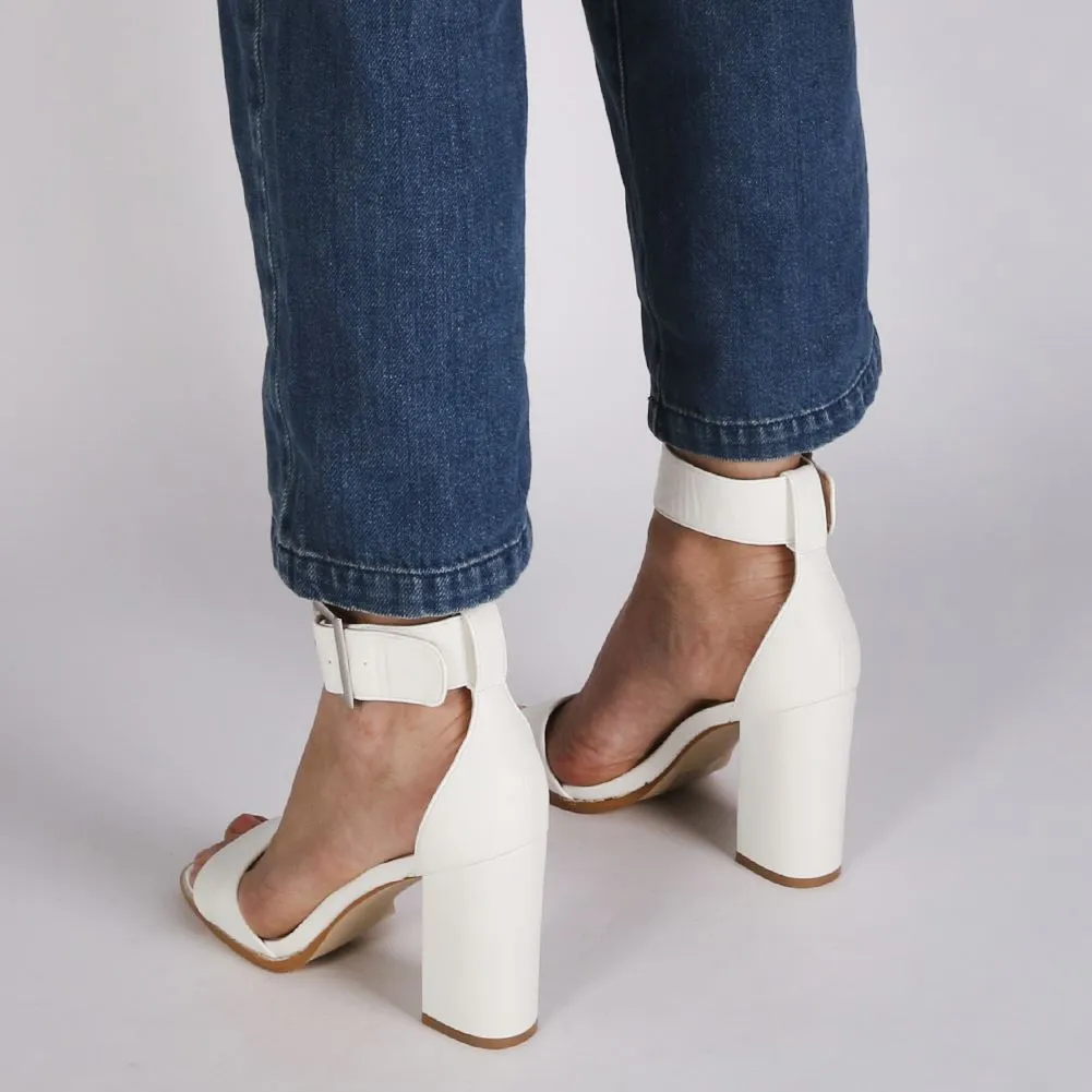 Marlo Buckle High Heels in White