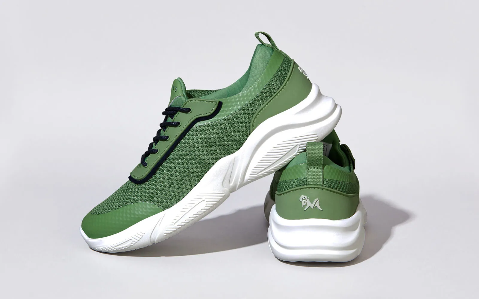 Max Hybrid Sneakers : Green