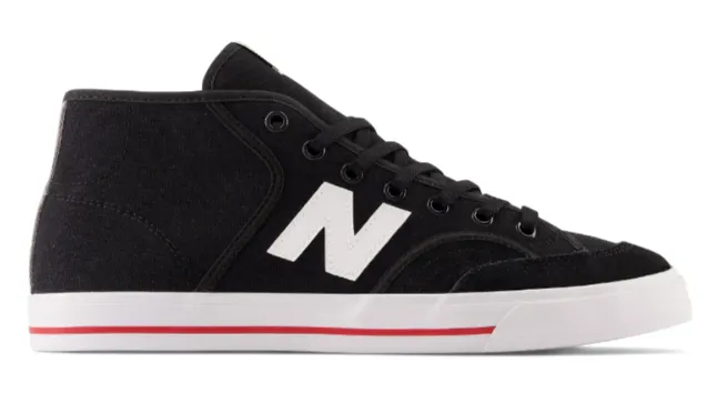 NB Numeric NM 213 - UNT (Black/White)