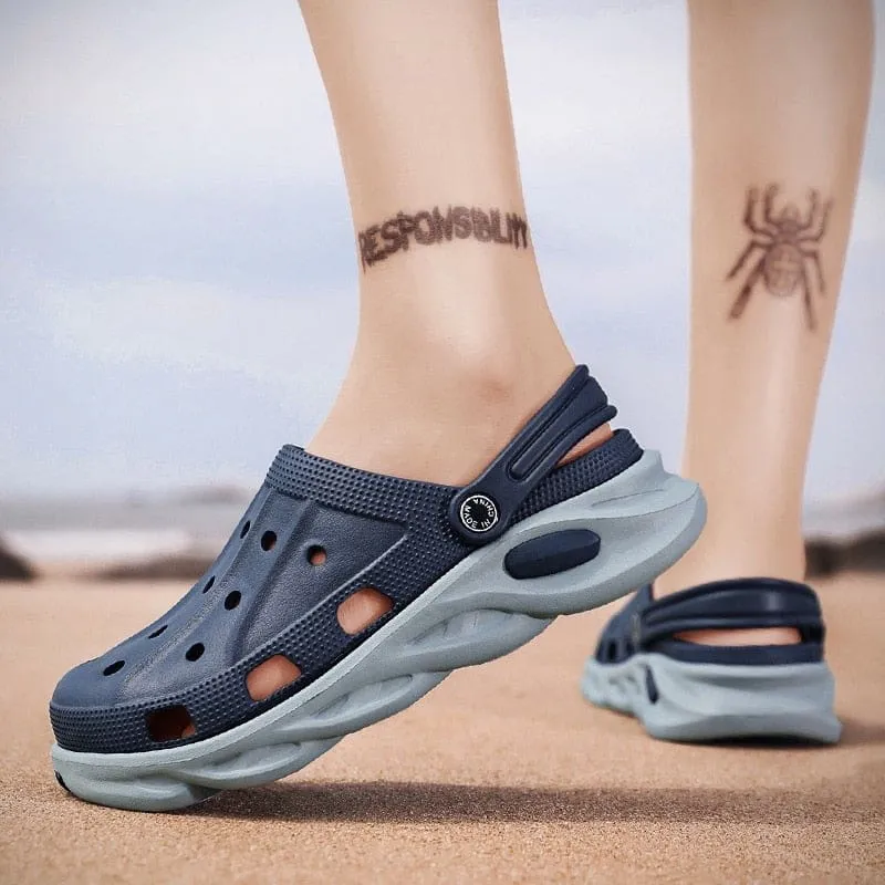 New Clogs Men Beach Hot Hole Summer Sandals