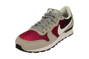 Nike Internationalist GS Trainers 814435 015