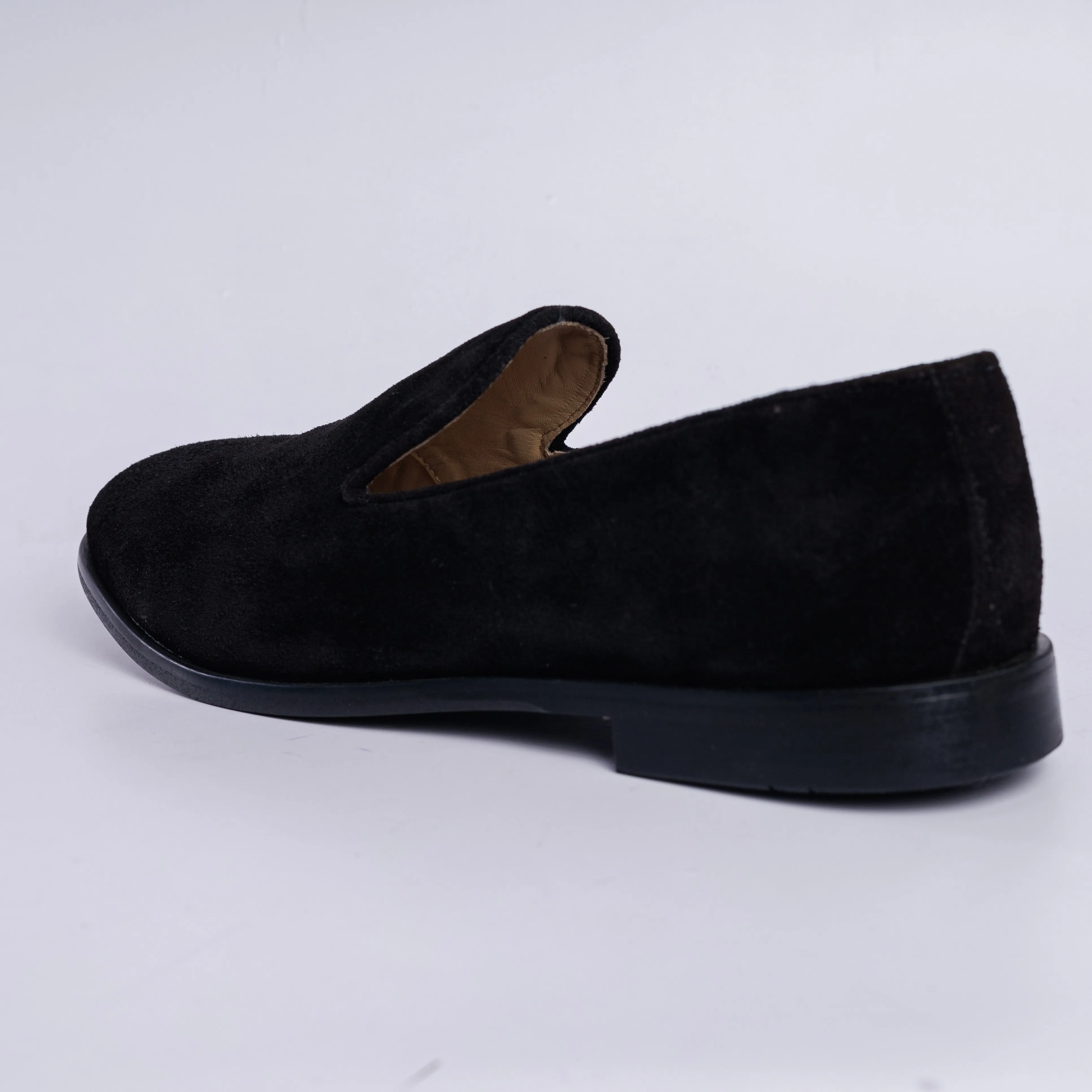 Suede Velvet Loafers / Black Sole