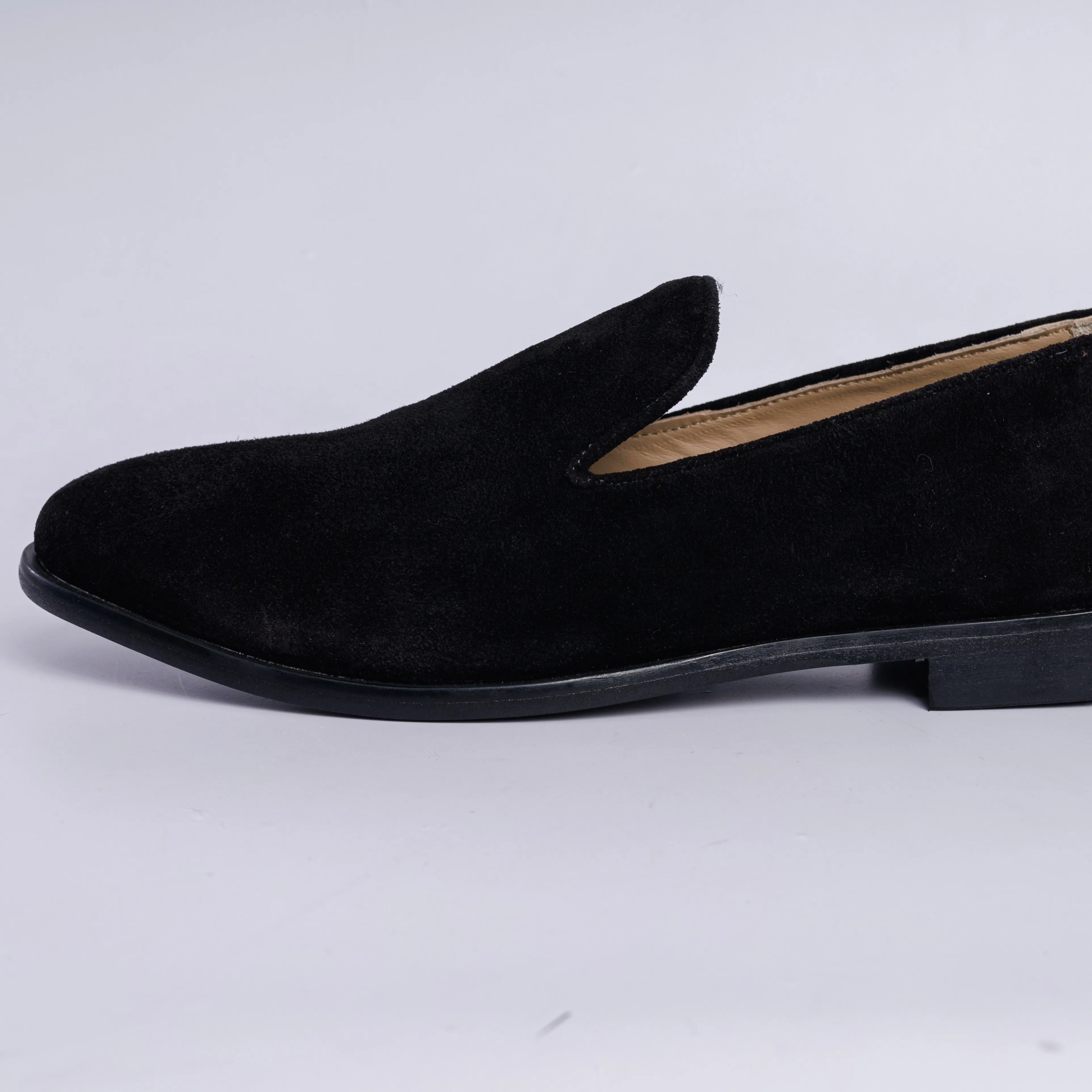 Suede Velvet Loafers / Black Sole