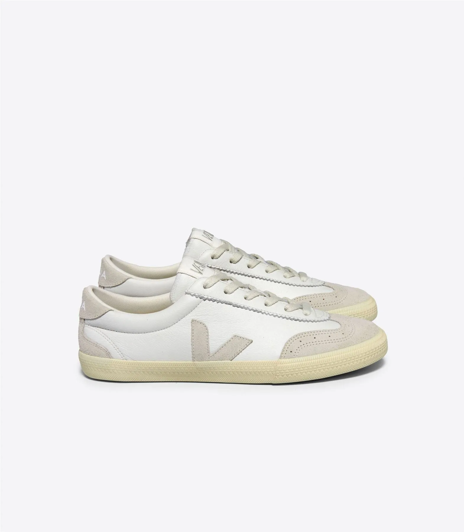 Veja Volley Leather Men's White Trainers