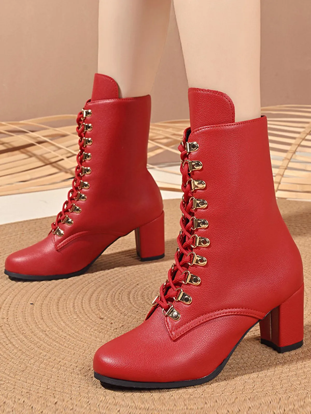 Vintage Lace-Up Ankle Chunky Heel Boots